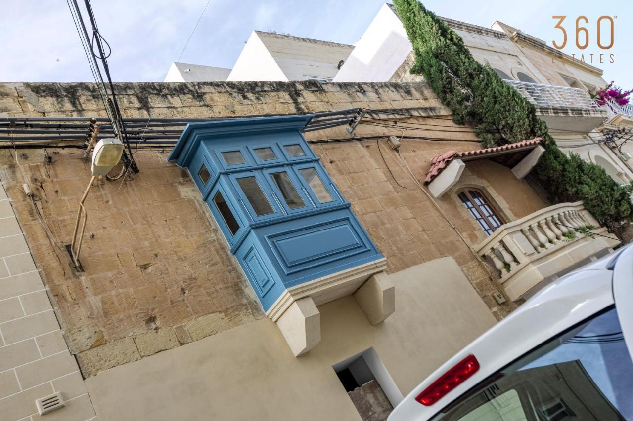 A Lovely 1Br Home With Balcony Just Off The Coast By 360 Estates San Julián Exterior foto